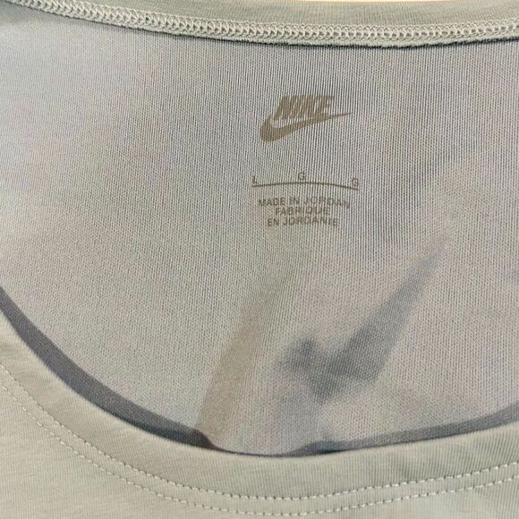 Nike Essentials Swoosh Top Womens Sz L Logo Blue Scoop Neck Crop Workout Sports - Picture 5 of 10